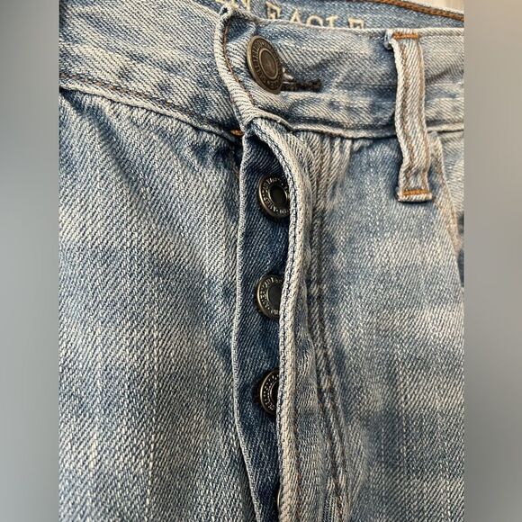 American Eagle Sz 6 Reg Vintage High Rise Two Tone Frayed Hem Button Fly Jeans - Picture 2 of 11